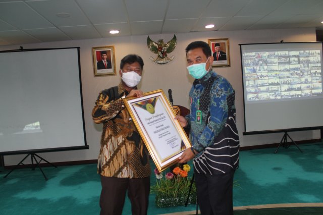 Penyerahan Sertifikat 08-08-2020